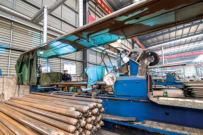 德惠网架杆件自动焊接